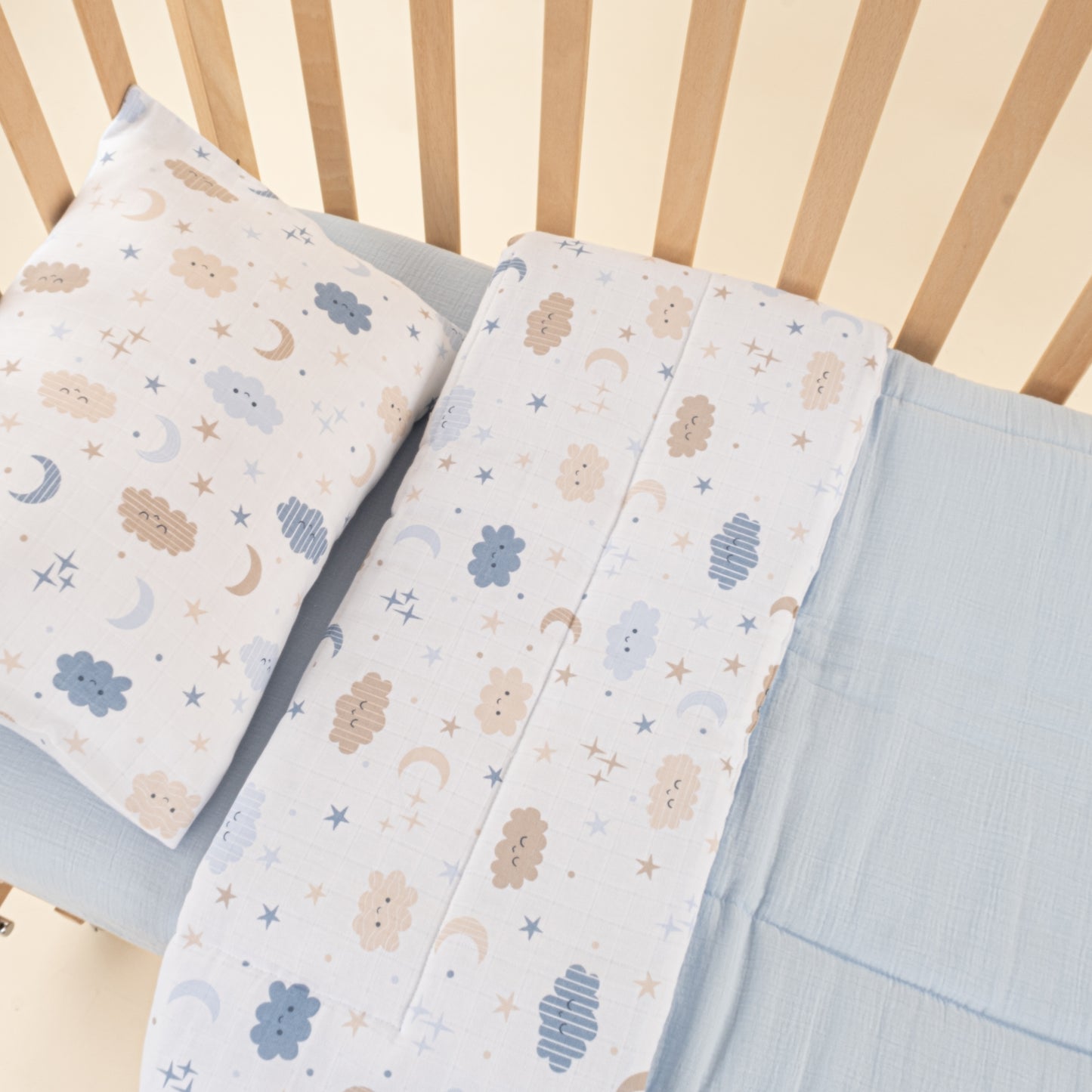 Bebek Yorgan Nevresim Seti - İki Katlı Organik Muslin - Bebe Mavi - Mavi Bulut