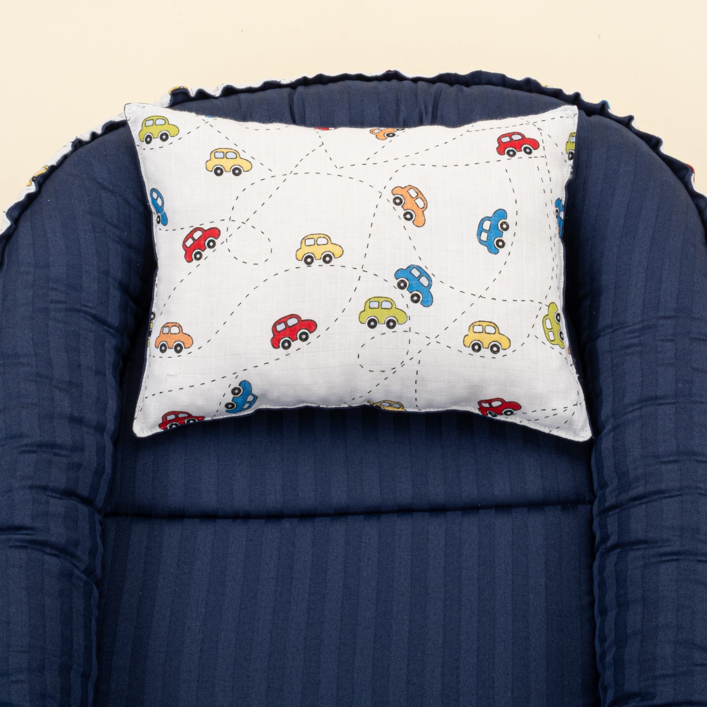 Babynest ve Yastık- Çift Taraflı - Lacivert Saten - Renkli Arabalar