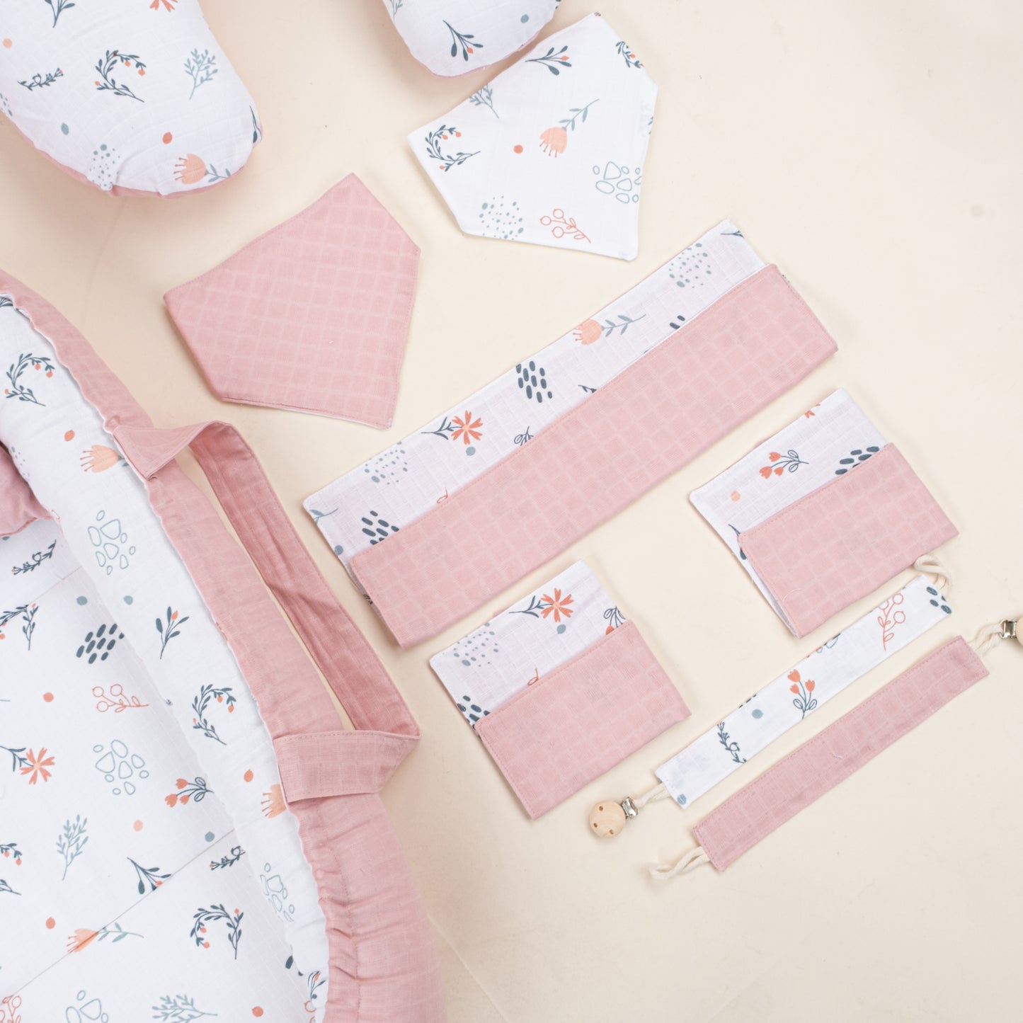 18 Parça Full Set - Çift Taraflı - Pudra Muslin - Yeşil Çiçekler