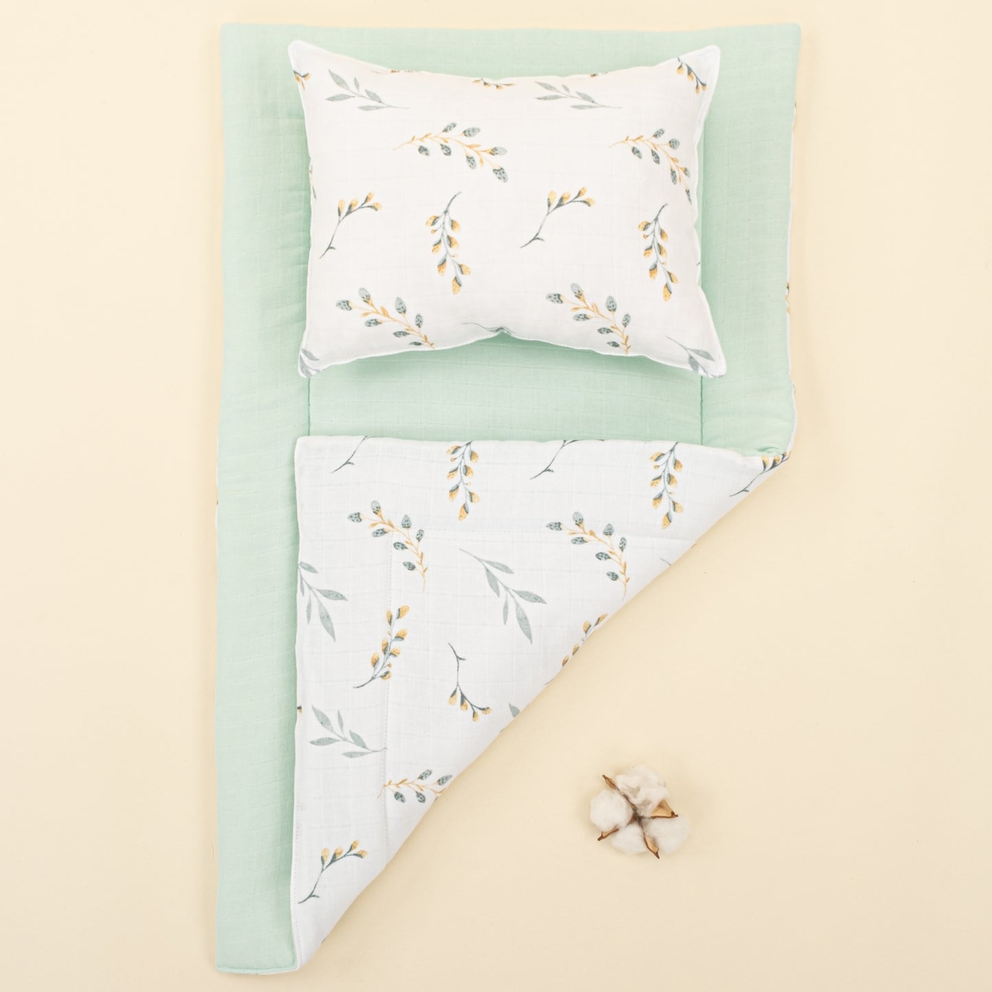Alt Açma Matı ve Yastık  - Çift Taraflı - Mint Muslin - Yapraklar