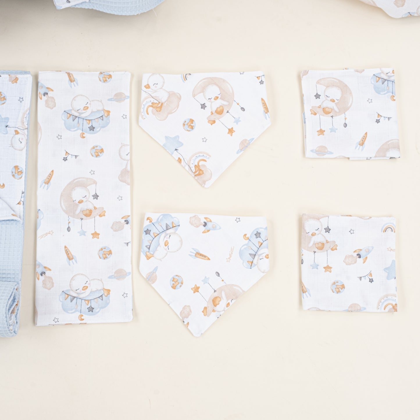 9 Parça Avantajlı Set - Çift Taraflı - Bebe Mavi Petek - Uykucu Ördek