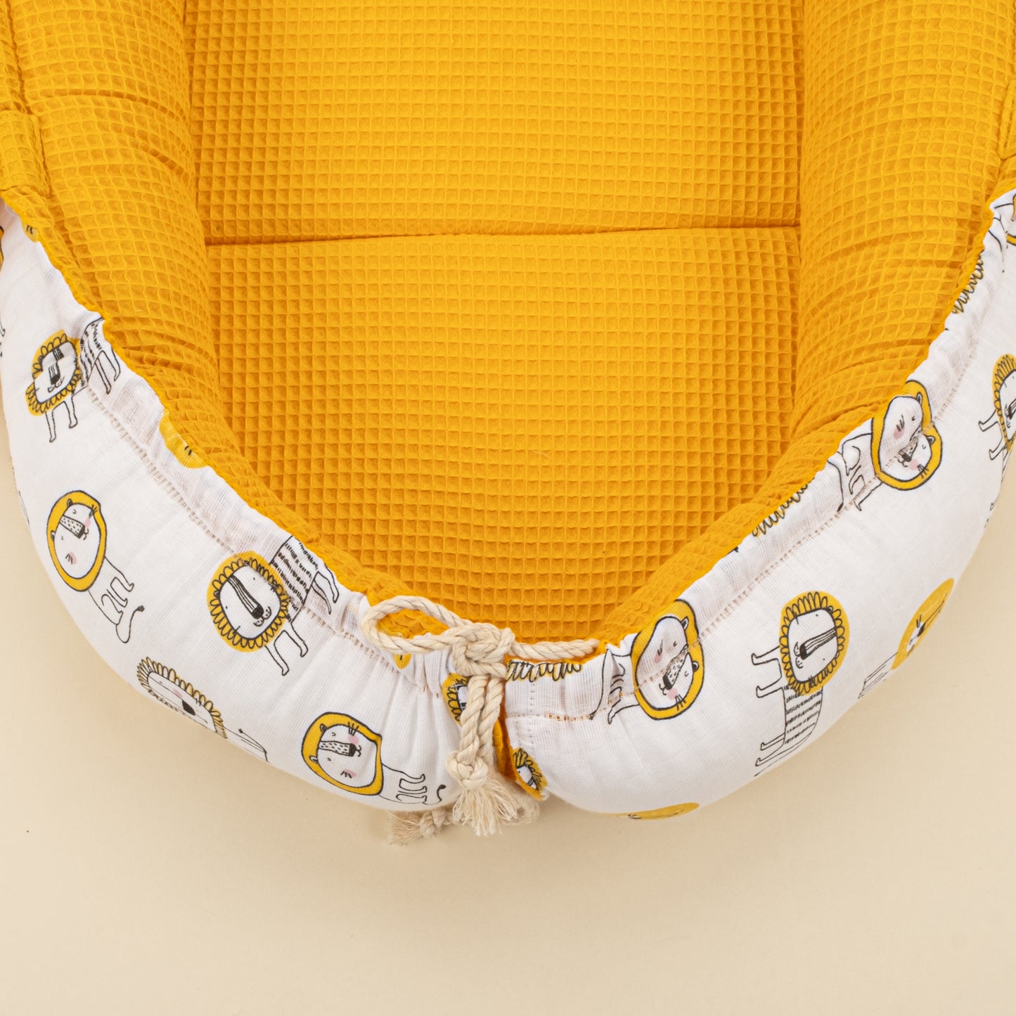 Babynest ve Yastık- Çift Taraflı - Hardal Petek - Sarı Aslan