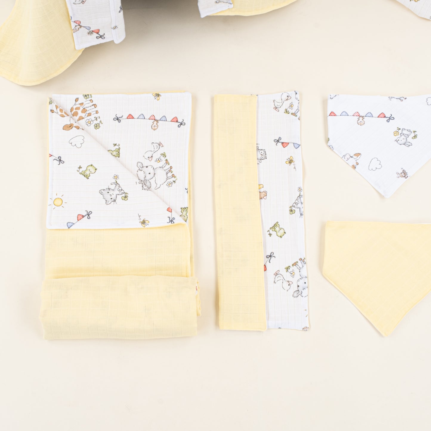 9 Parça Avantajlı Set - Çift Taraflı - Sarı Muslin - Çiftlik Hayvanları