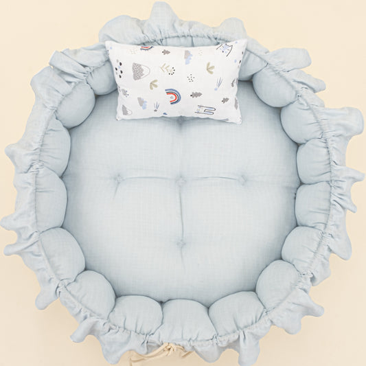 Yuvarlak Babynest ve Yastık - Çift Taraflı - Bebe Mavi Muslin - Mavi Kedi