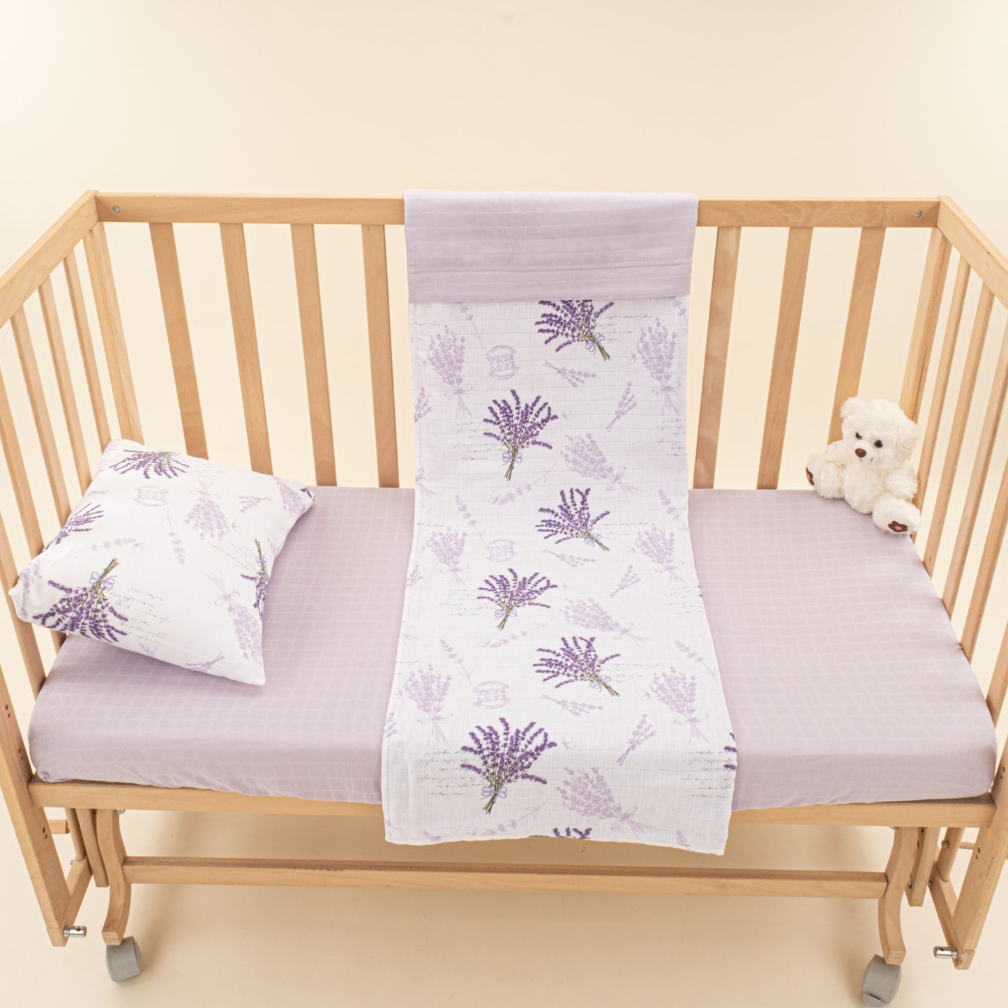 Bebek Muslin Nevresim Seti (Yorgan Kılıfı,Yastık Kılıfı,Lastikli Çarşaf) - Lila Muslin - Lavanta