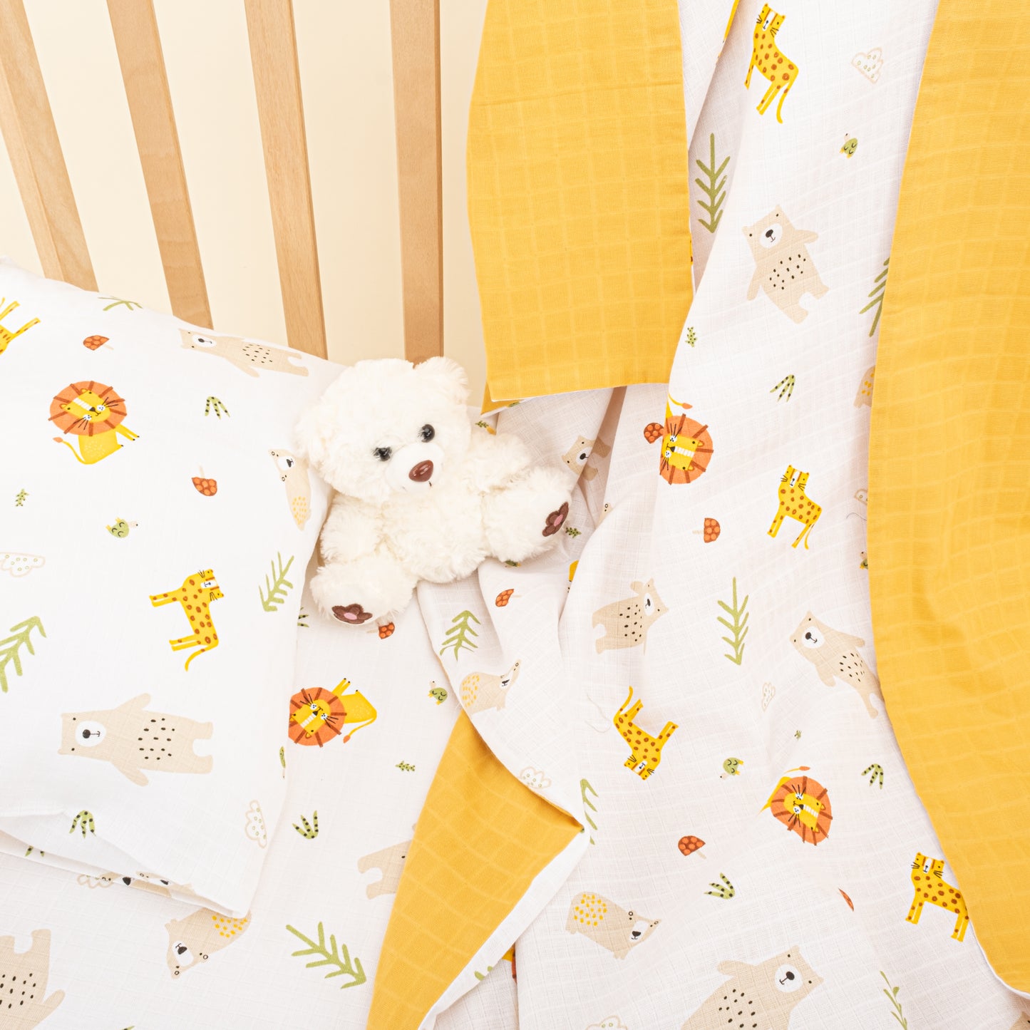 Bebek Muslin Nevresim Seti (Yorgan Kılıfı,Yastık Kılıfı,Lastikli Çarşaf) - Hardal Muslin - Aslan