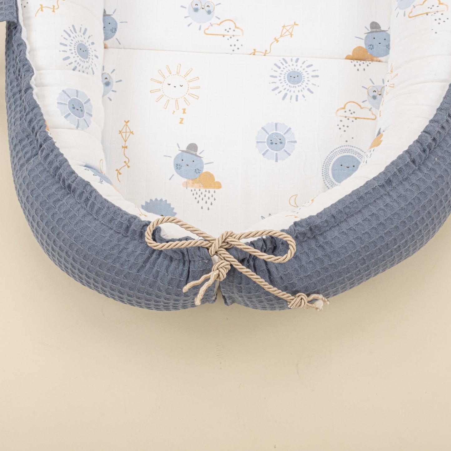 Babynest ve Yastık- Çift Taraflı - Açık İndigo Petek - Mavi Güneş