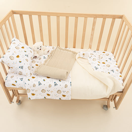 Bebek Muslin Nevresim Seti (Dört Katlı Muslin Battaniye , Yorgan Kılıfı , Yastık Kılıfı , Lastikli Çarşaf) - Taş Dört Katlı Muslin Battaniye - Krem Muslin - Zoo