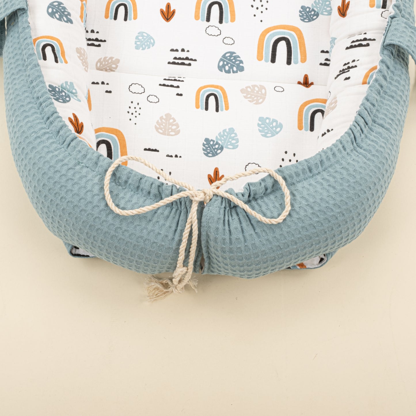 Babynest ve Yastık - Çift Taraflı - Petrol Mavisi Petek - Petrol Mavisi Gökkuşağı