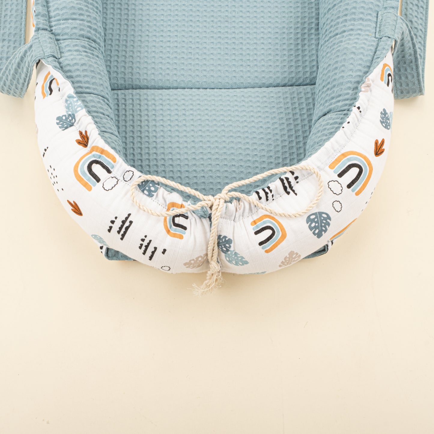 Babynest ve Yastık - Çift Taraflı - Petrol Mavisi Petek - Petrol Mavisi Gökkuşağı