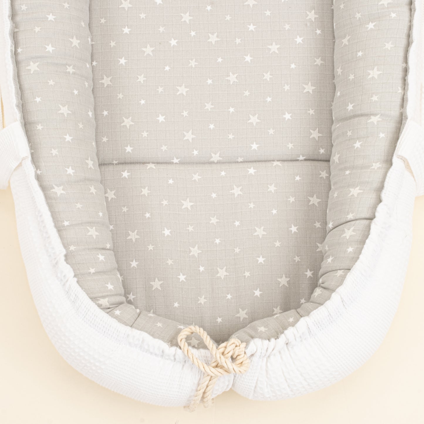 Babynest ve Yastık - Çift Taraflı - Beyaz Waffle - Gri Minik Yıldızlar