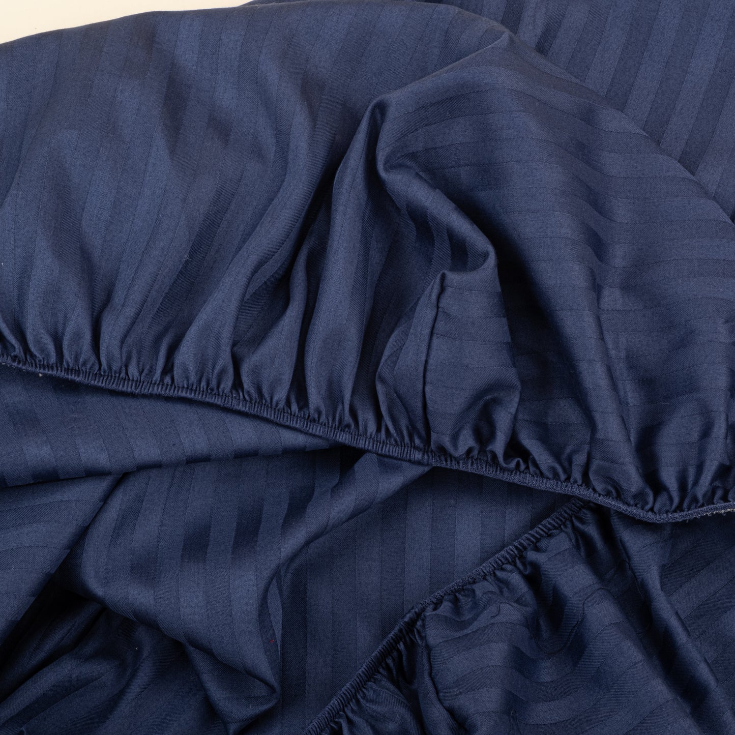 Bebek Saten Nevresim Seti (Yorgan Kılıfı,Yastık Kılıfı,Lastikli Çarşaf) - Lacivert Saten