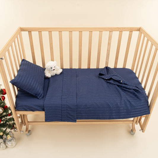 Bebek Saten Nevresim Seti (Yorgan Kılıfı,Yastık Kılıfı,Lastikli Çarşaf) - Lacivert Saten