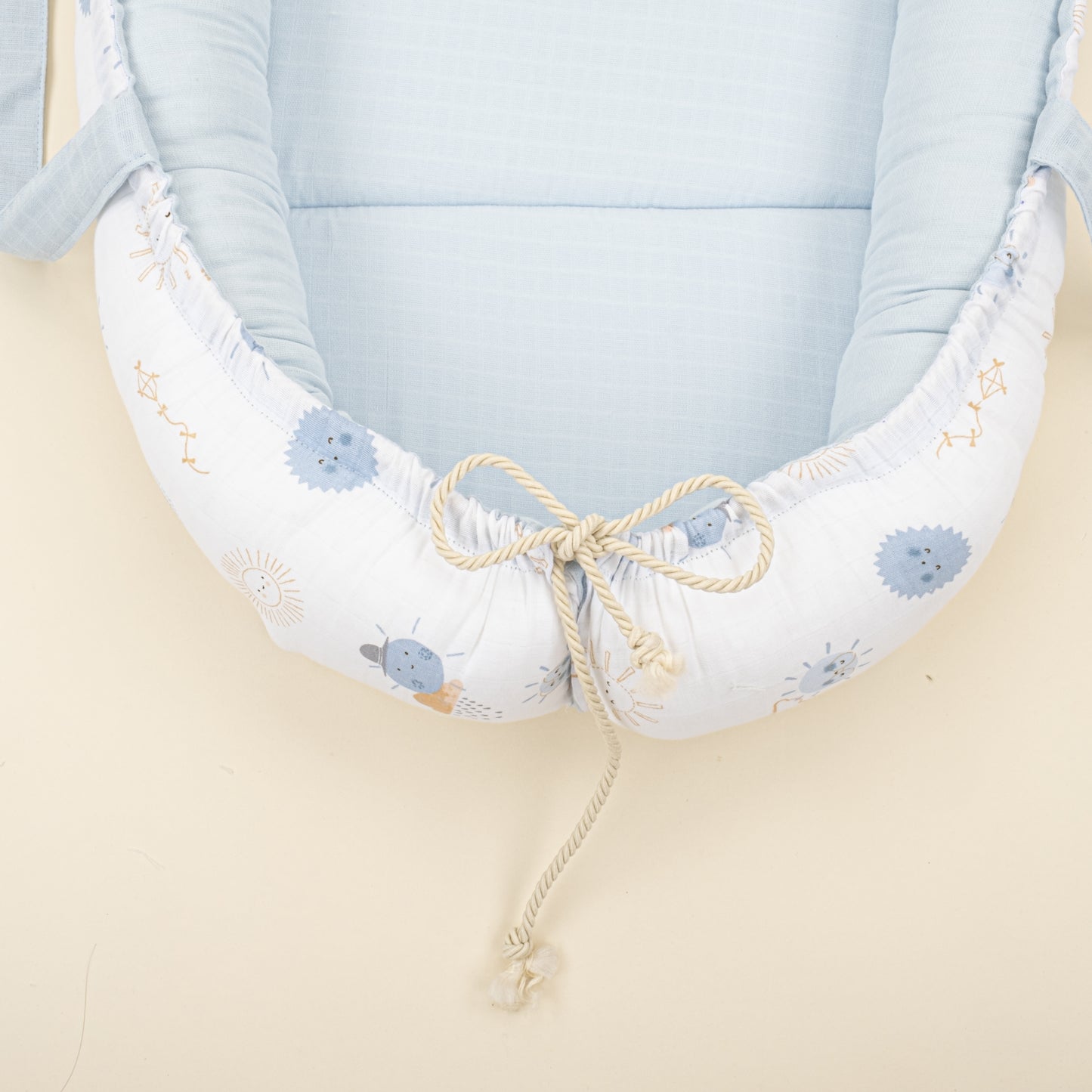 Babynest ve Yastık - Çift Taraflı - Bebe Mavi Muslin - Mavi Güneş
