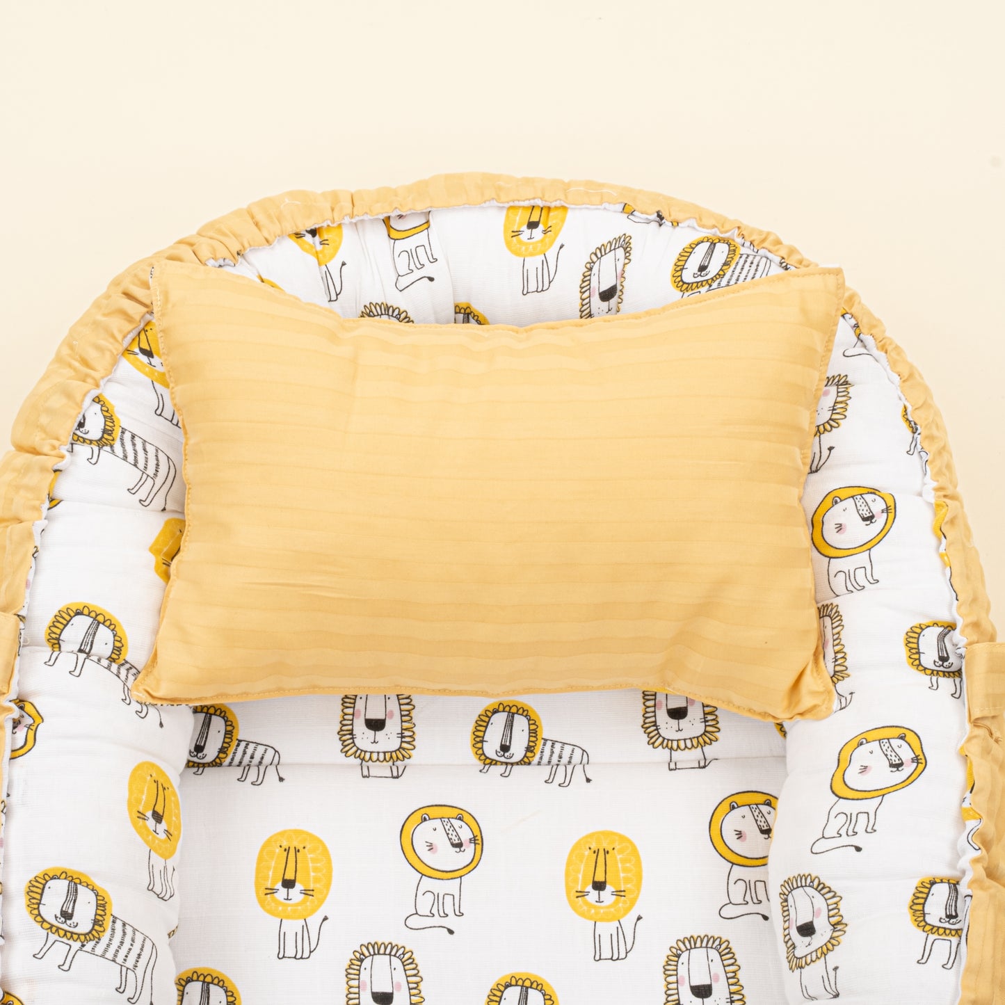 Babynest ve Yastık - Çift Taraflı - Sarı Saten - Sarı Aslan