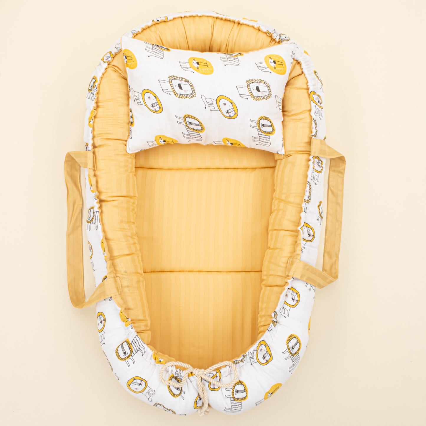 Babynest ve Yastık - Çift Taraflı - Sarı Saten - Sarı Aslan