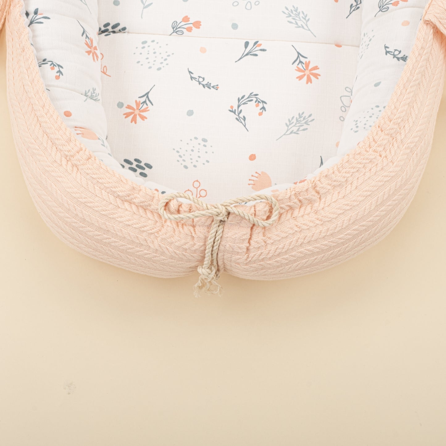 Babynest ve Yastık - Çift Taraflı - Somon Örgü - Yeşil Çiçekler
