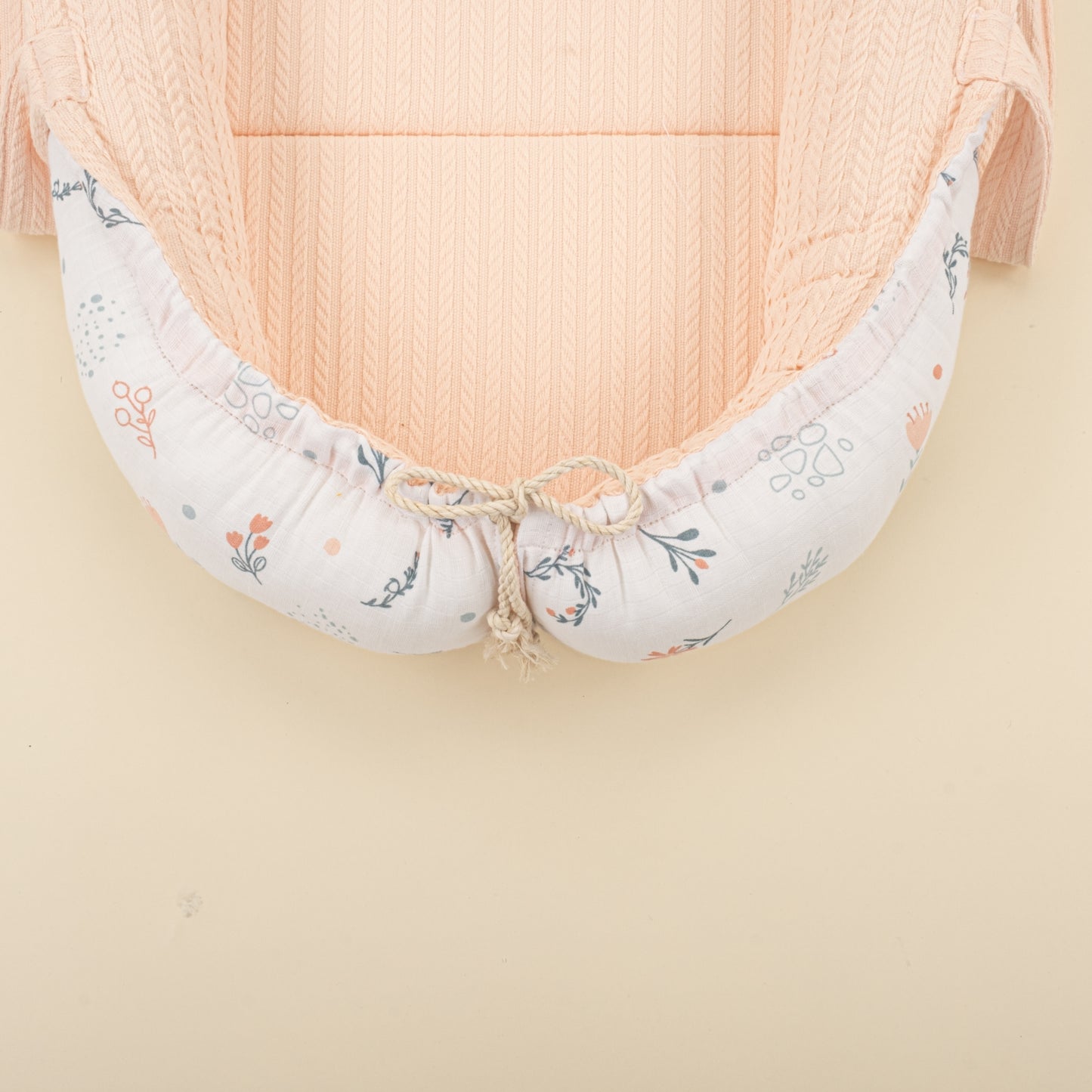 Babynest ve Yastık - Çift Taraflı - Somon Örgü - Yeşil Çiçekler