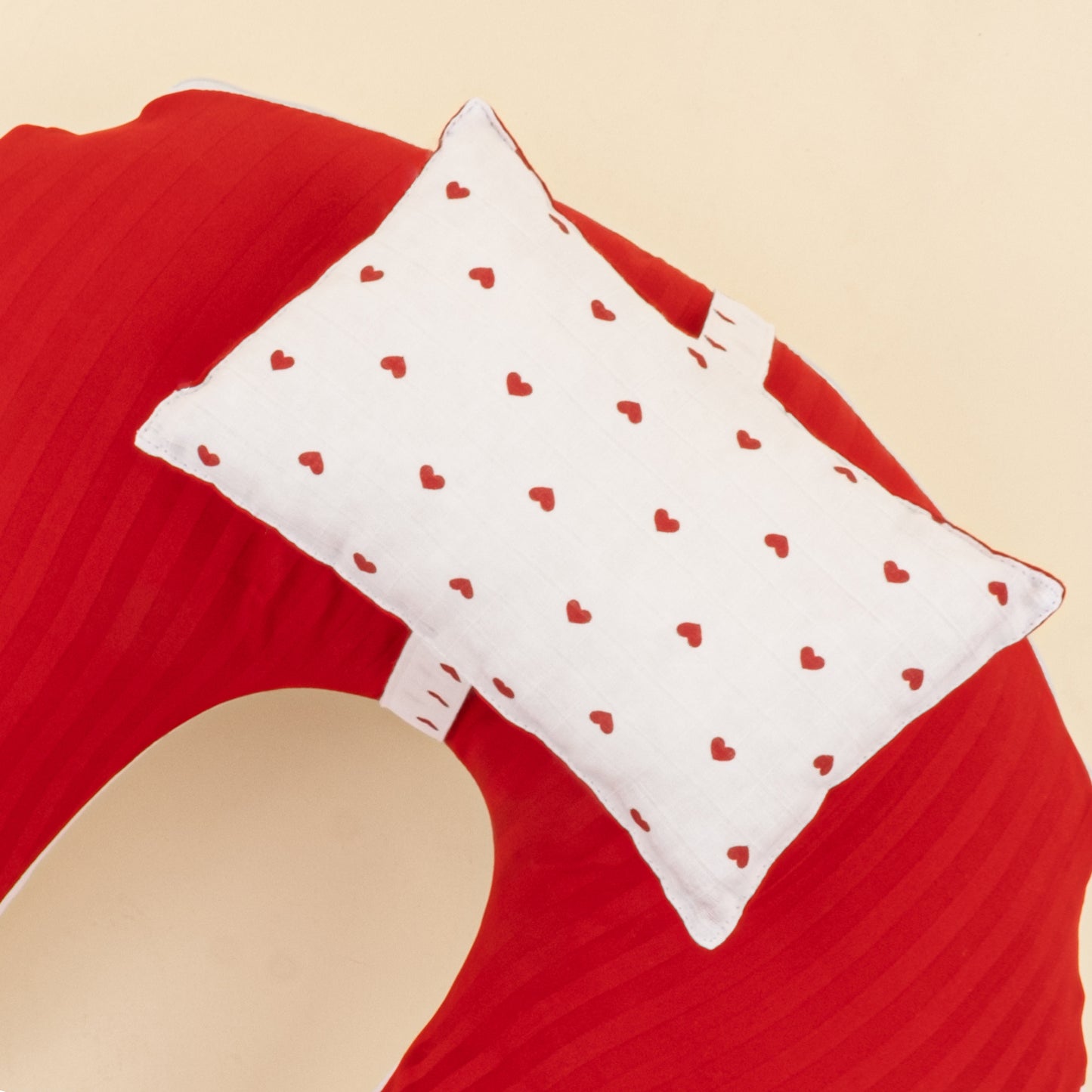 Emzirme Yastığı - Çift Taraflı - Kırmızı Saten - Kırmızı Kalp