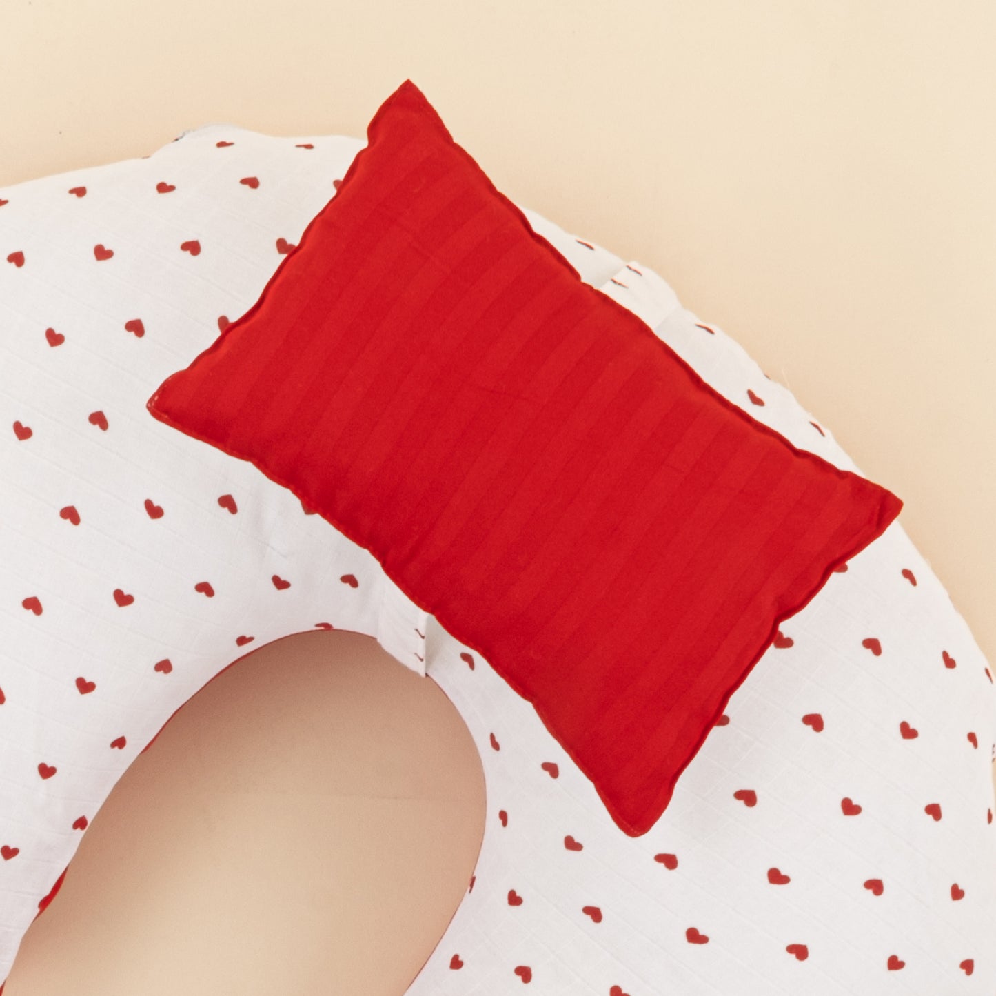 Emzirme Yastığı - Çift Taraflı - Kırmızı Saten - Kırmızı Kalp