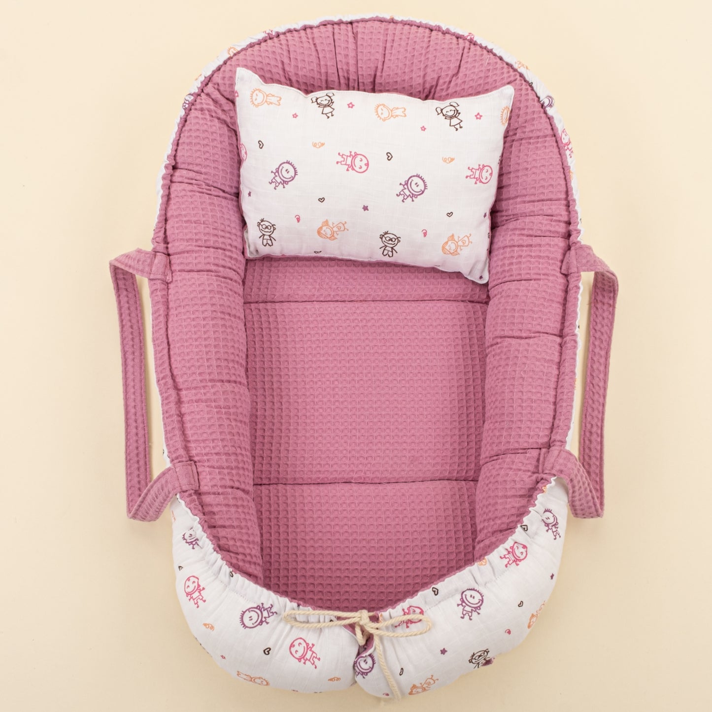 Babynest ve Yastık - Çift Taraflı - Mürdüm Petek - Pembe Çubuk Bebekler