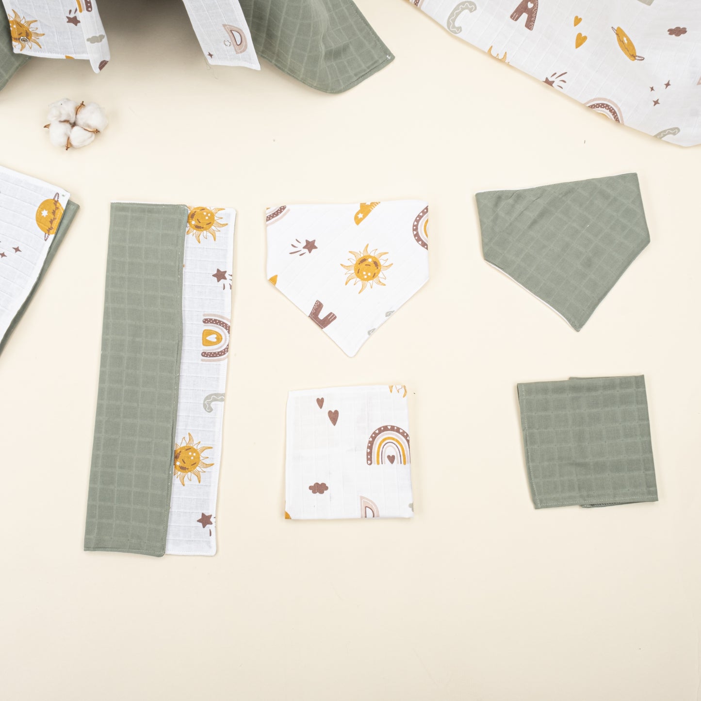 11 Parça Avantajlı Set - Çift Taraflı - Haki Muslin - Galaksi ve Harfler