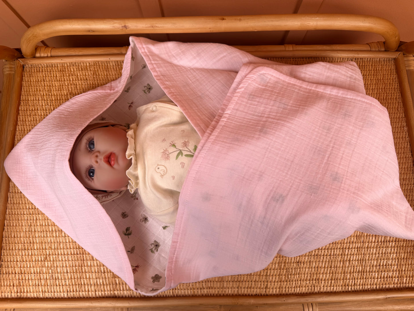 Muslin Kundak - İki Katlı Muslin Bebe Pembe - Çiçek