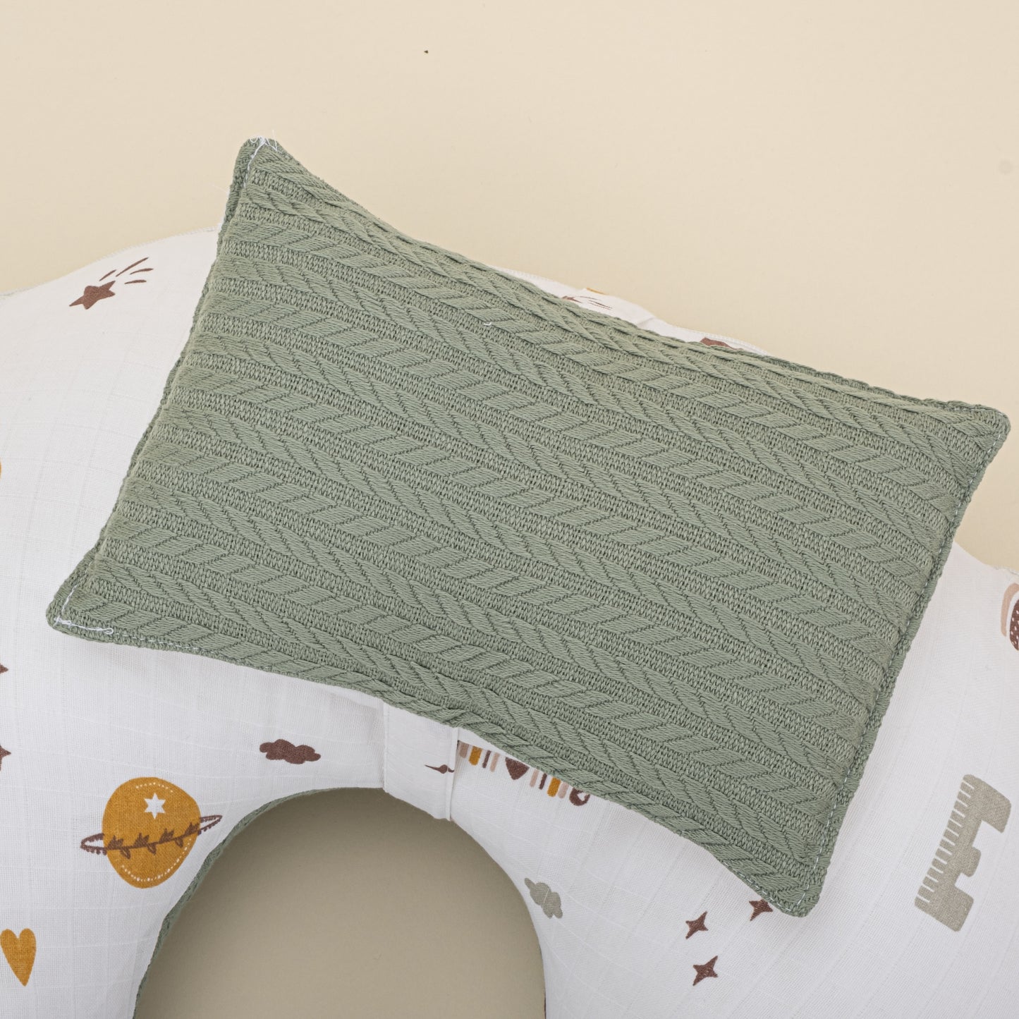 Emzirme Yastığı - Çift Taraflı - Koyu Yeşil Örgü - Galaksi ve Harfler