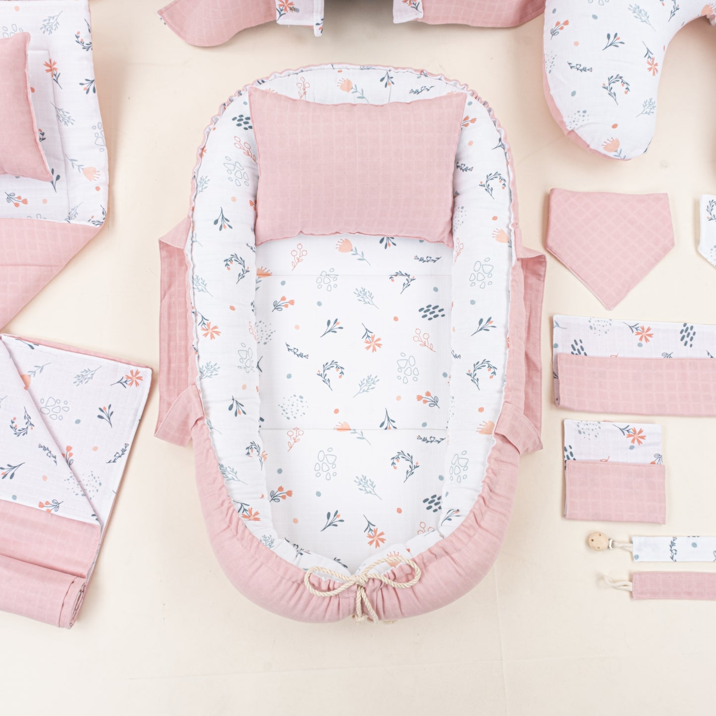 18 Parça Full Set - Çift Taraflı - Pudra Muslin - Yeşil Çiçekler