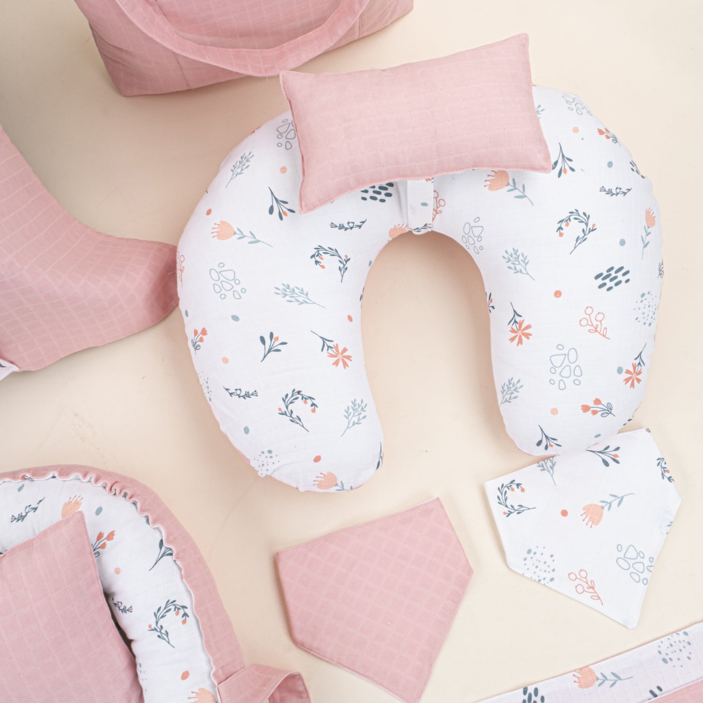 18 Parça Full Set - Çift Taraflı - Pudra Muslin - Yeşil Çiçekler