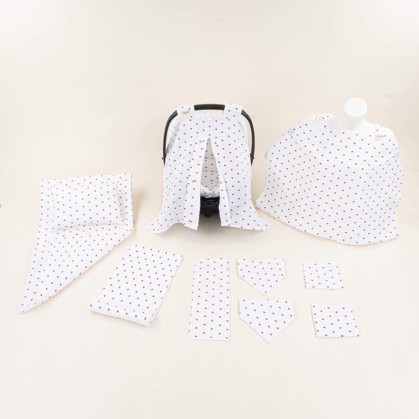 11 Parça Avantajlı Set - Tek Katlı - Kırmızı Kalp