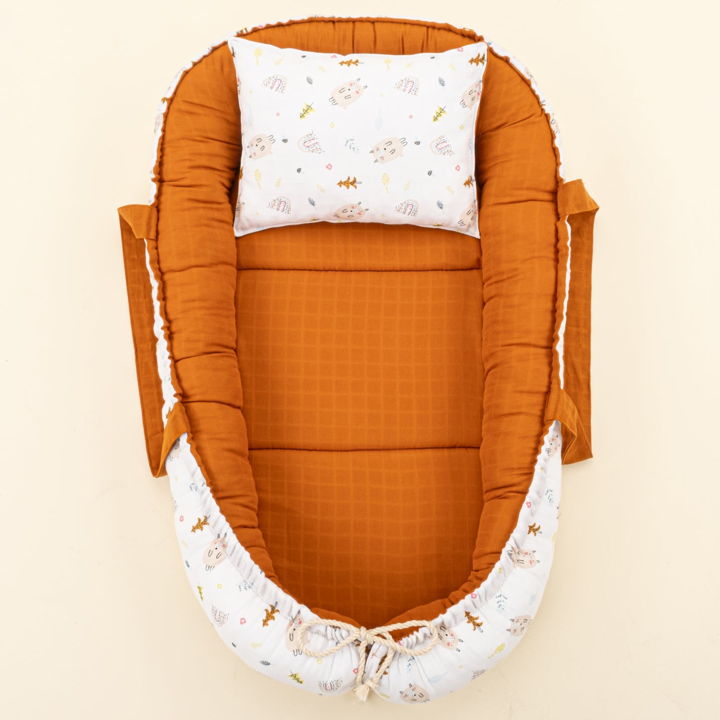 Babynest ve Yastık- Çift Taraflı - Kiremit Muslin - Minik Koyunlar