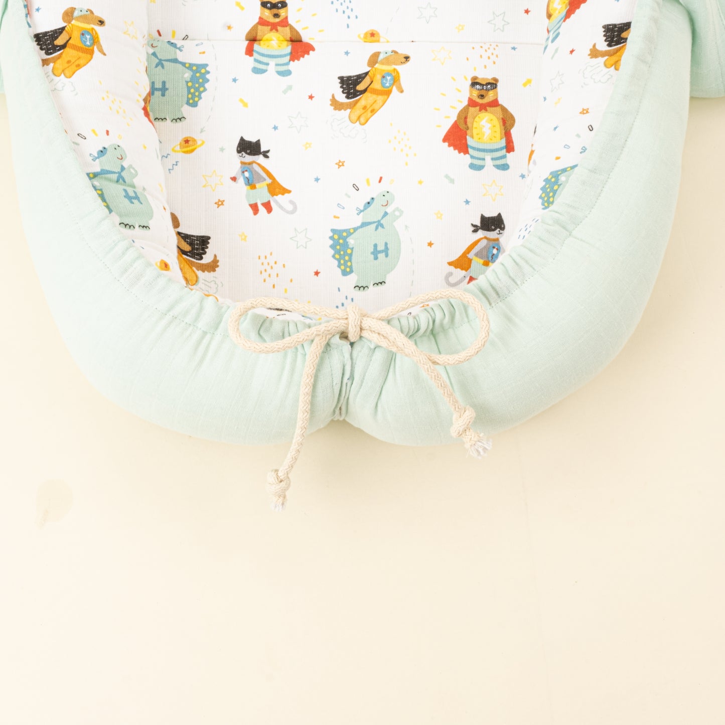 Babynest ve Yastık - Çift Taraflı - Su Yeşili Muslin - Süper Kahramanlar