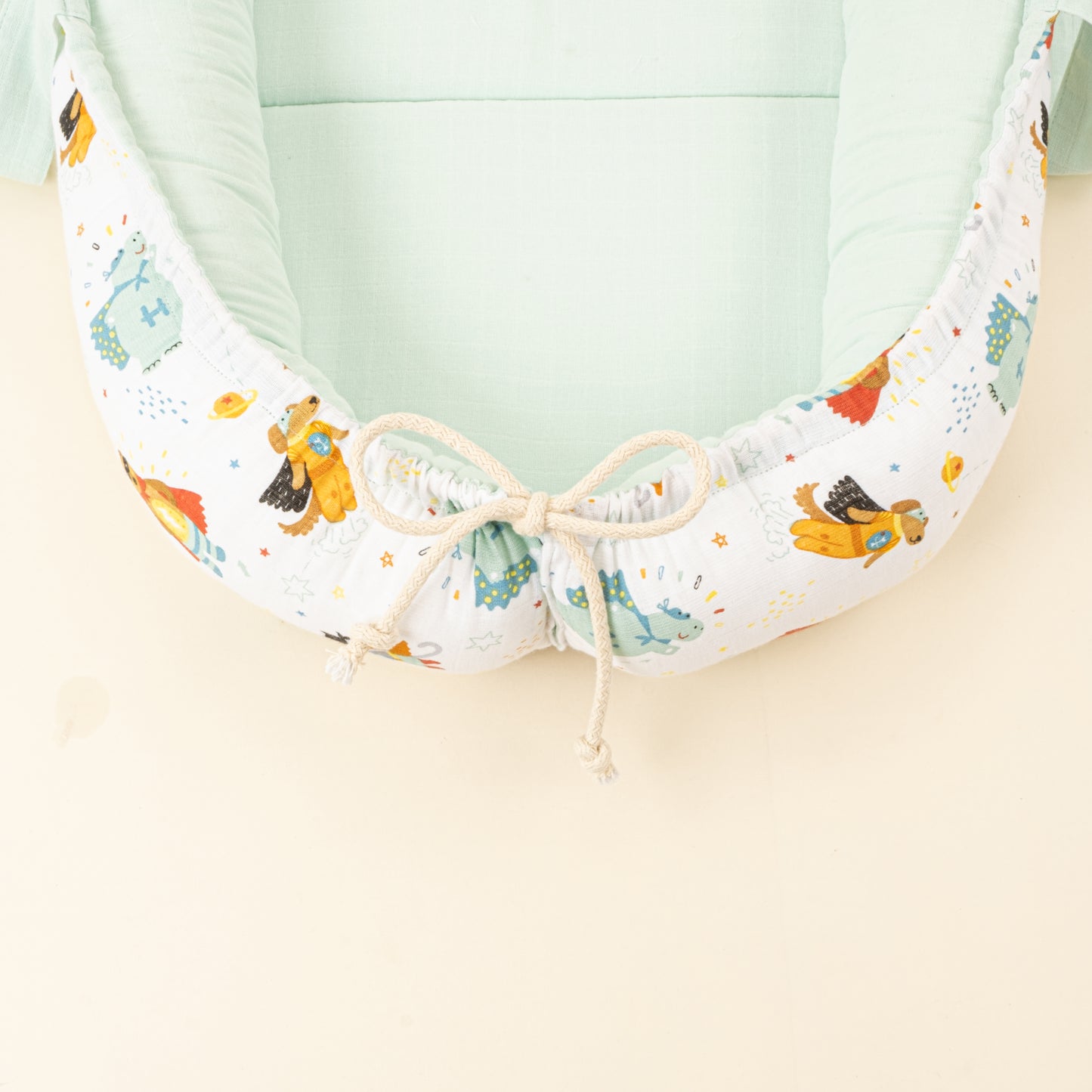 Babynest ve Yastık - Çift Taraflı - Su Yeşili Muslin - Süper Kahramanlar