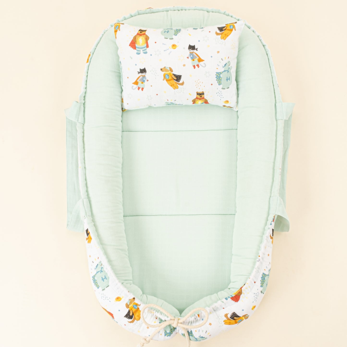Babynest ve Yastık - Çift Taraflı - Su Yeşili Muslin - Süper Kahramanlar