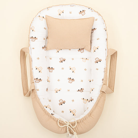 Babynest ve Yastık- Çift Taraflı - Bej Petek - Kahverengi Arabalar