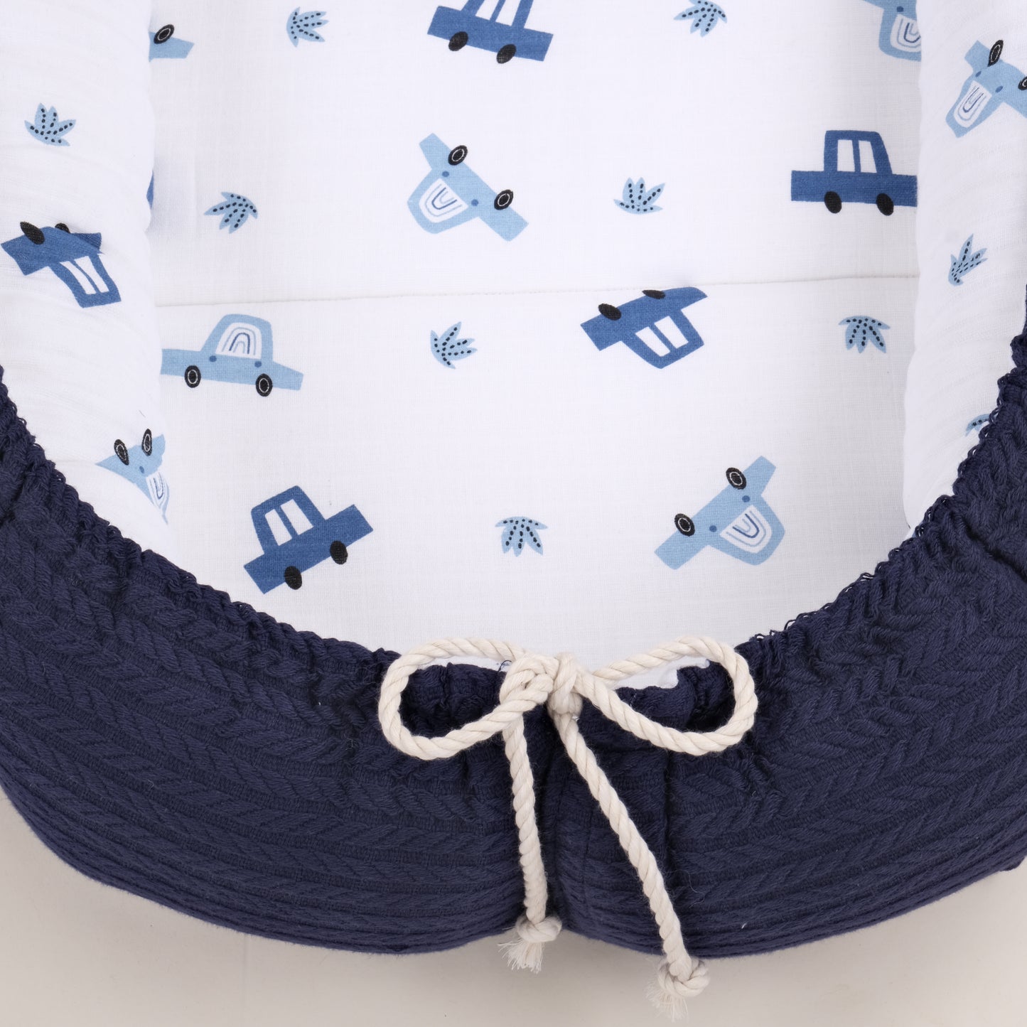 Babynest ve Yastık - Çift Taraflı - Lacivert Örgü - Mavi Arabalar