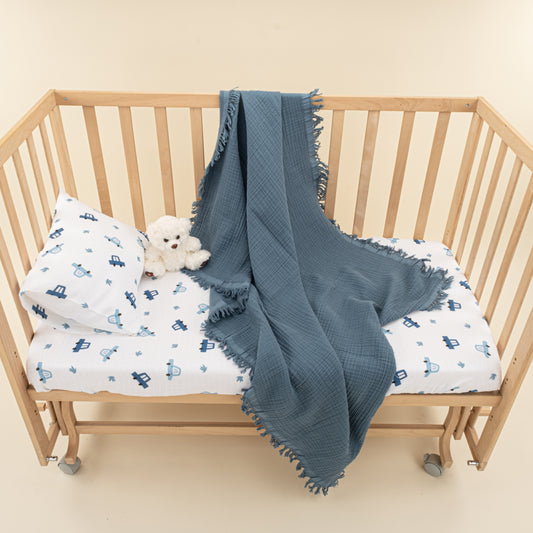 Bebek Nevresim Seti - İndigo Dört Kat Muslin Battaniye - Mavi Arabalar