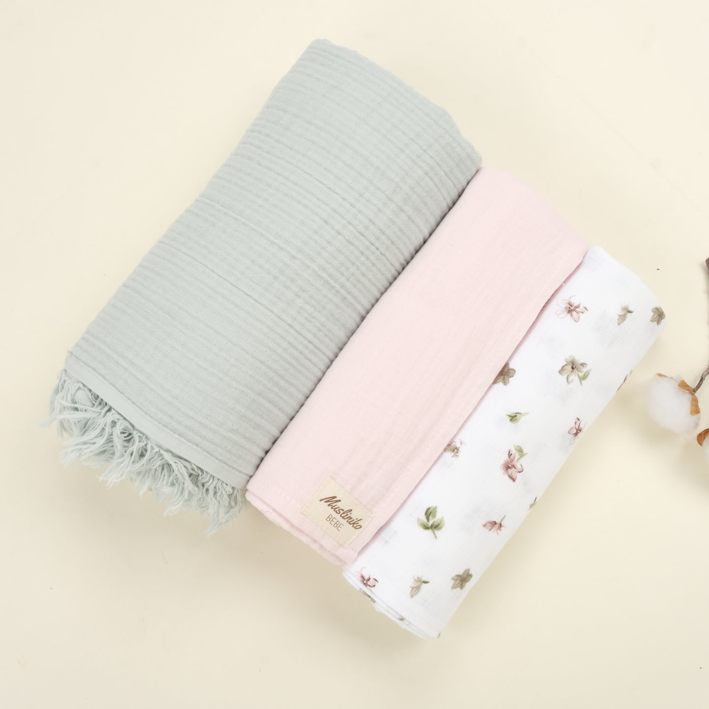 3 lü Bebek Muslin Kundak Set - Dört Katlı Püsküllü Mint - İki Katlı Bebe Pembe - Çiçekler