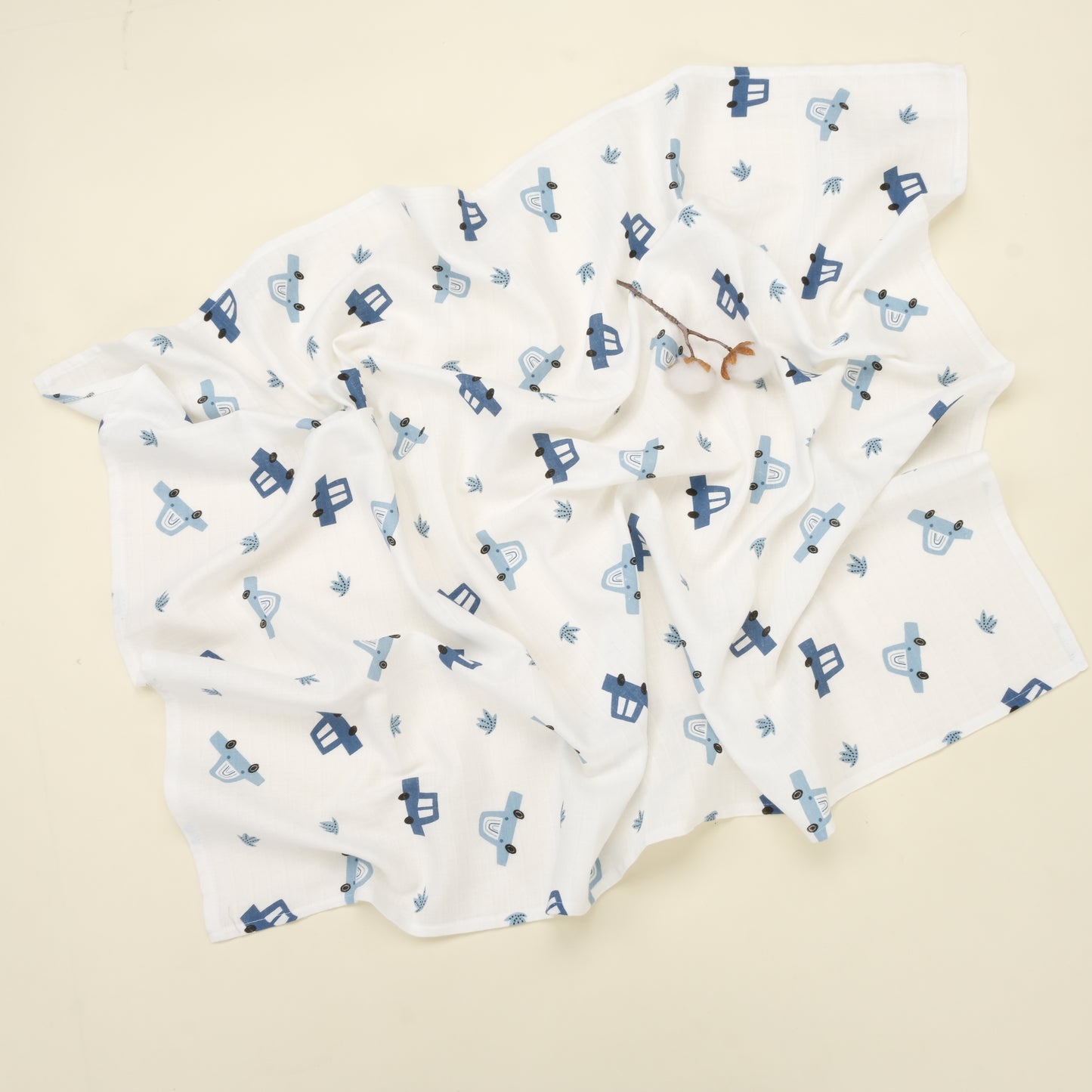 3 lü Bebek Muslin Kundak Set - Dört Katlı Püsküllü İndigo - İki Katlı Bebe Mavi - Mavi Arabalar