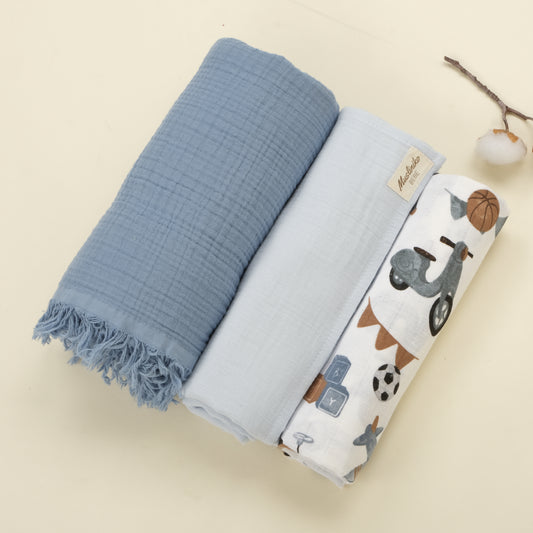 3 lü Bebek Muslin Kundak Set - Dört Katlı Püsküllü İndigo - İki Katlı Bebe Mavi - Araçlar