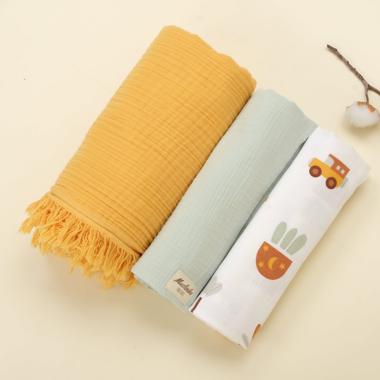 3 lü Bebek Muslin Kundak Set - Dört Katlı Püsküllü Hardal - İki Katlı Mint - Sarı Ev