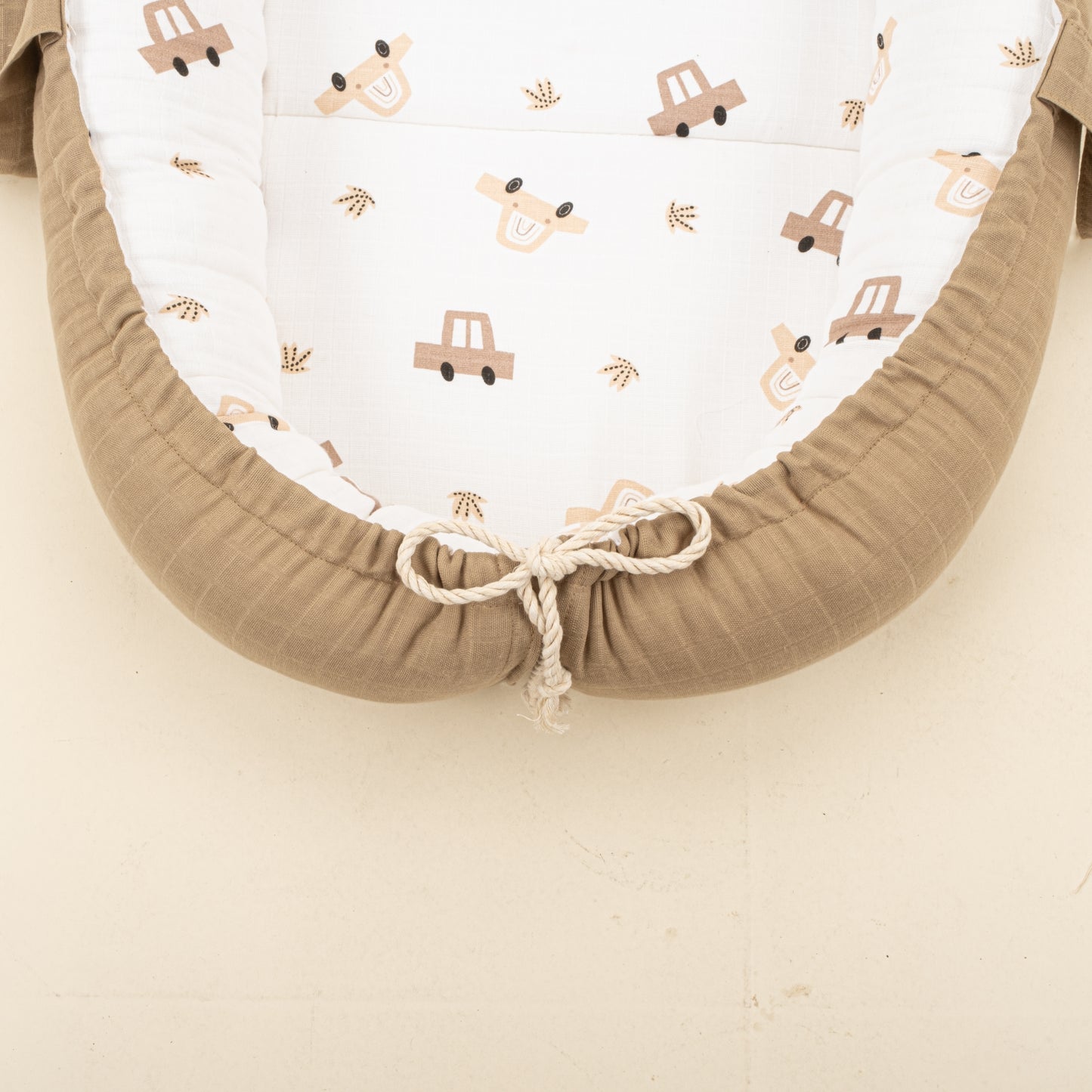 Babynest ve Yastık - Çift Taraflı - Toprak Muslin - Kahverengi Arabalar