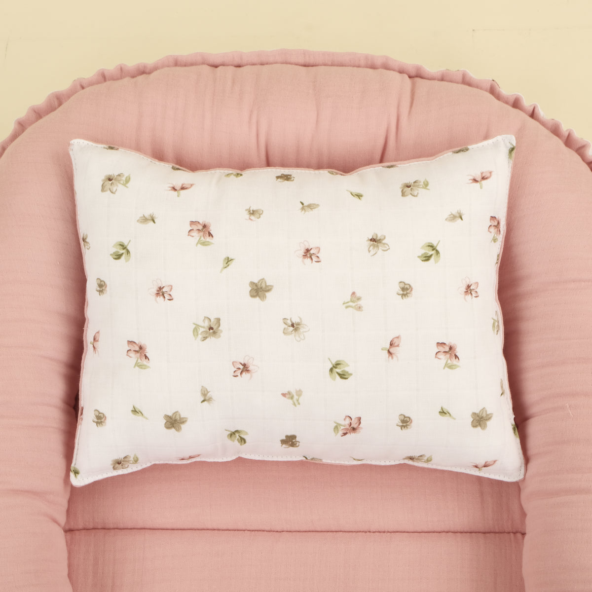 Babynest ve Yastık - Çift Taraflı - Çiçekler - 4 Katlı Pudra Muslin