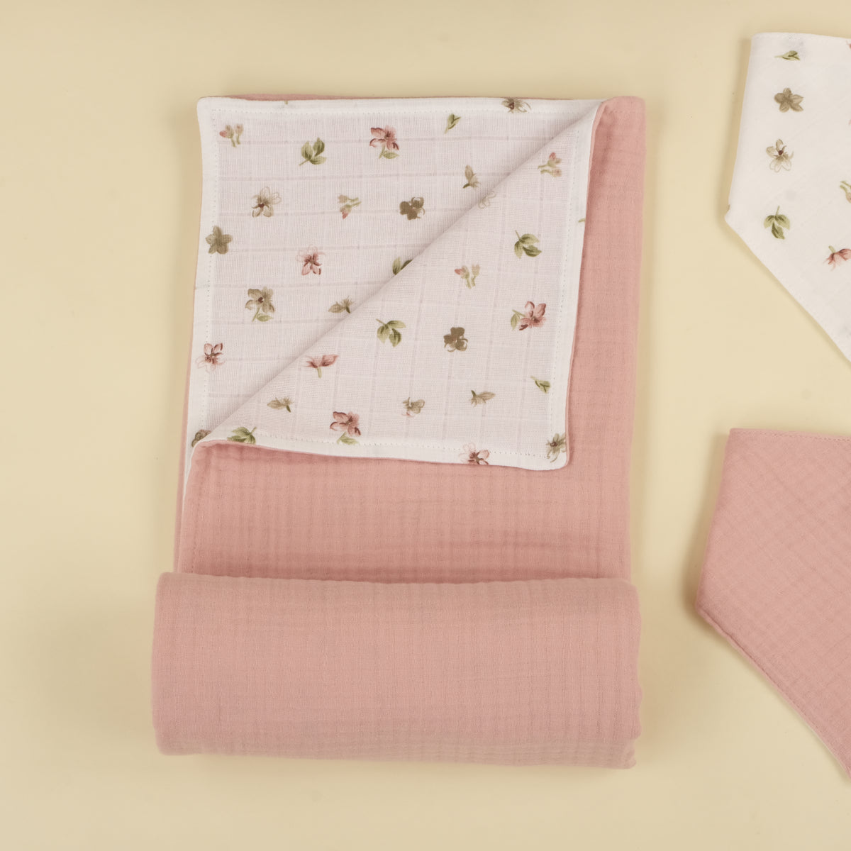 11 Parça Avantajlı Set - Çift Taraflı - Çiçekler - 4 Katlı Pudra Muslin