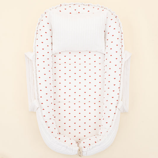 Babynest ve Yastık - Çift Taraflı - Beyaz Örgü - Kırmızı Kalp