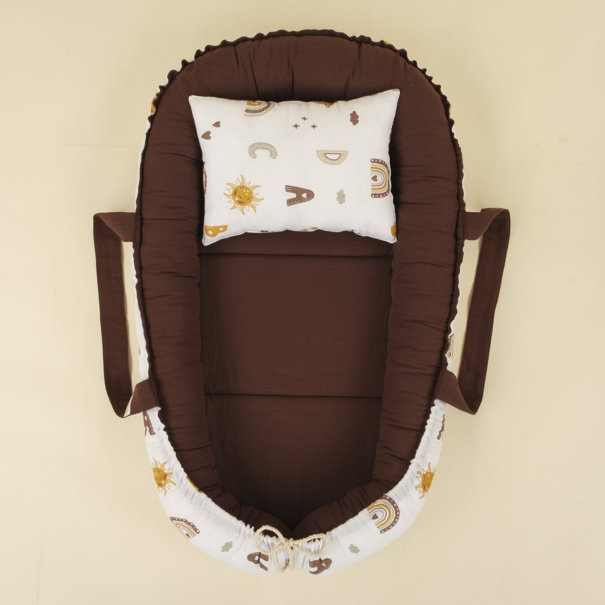 Babynest ve Yastık - Çift Taraflı - İki Katlı - Galaksi ve Harfler - Kahverengi
