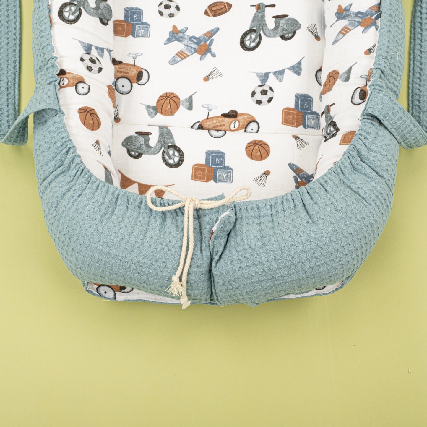 İndirimli Ürün - Çift Taraflı Babynest ve Yastık - Petrol Mavisi Petek - Renkli Araçlar