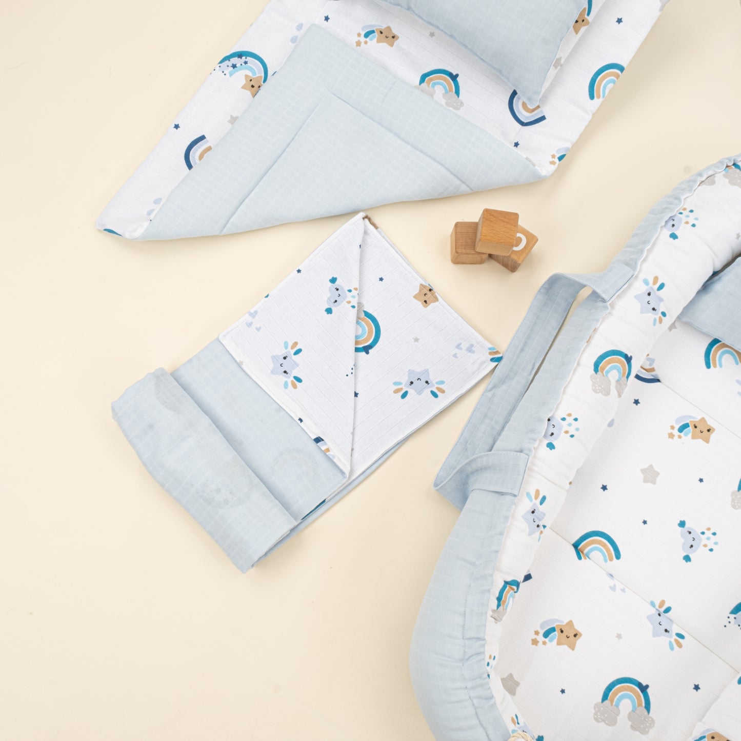 18 Parça Full Set - Çift Taraflı - Bebe Mavisi Muslin - Mavi Gökkuşağı