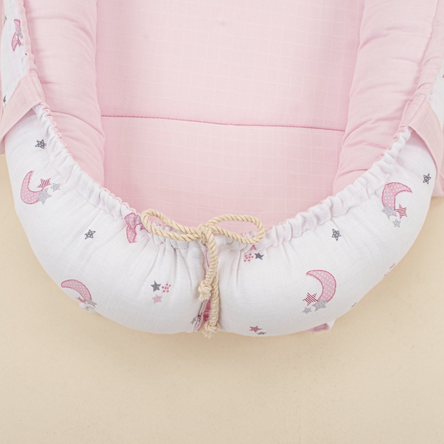 Babynest ve Yastık - Çift Taraflı - Bebe Pembe Muslin - Pembe Ay